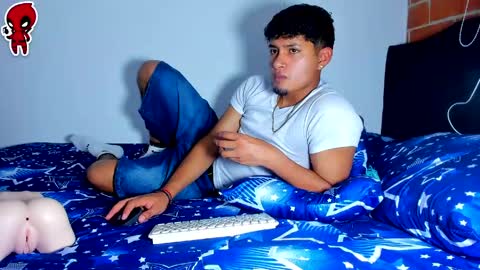  Dominic  online show from June 6, 4:28 am