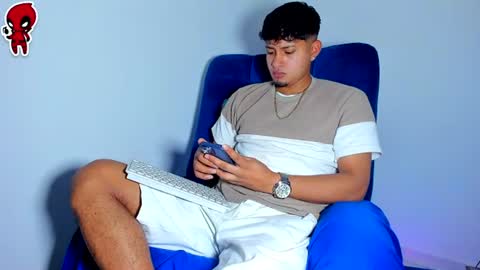  Dominic  online show from June 11, 12:32 am