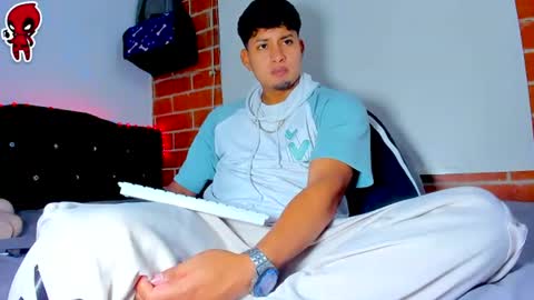  Dominic  online show from July 16, 5:02 am