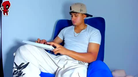  Dominic  online show from July 28, 4:41 am