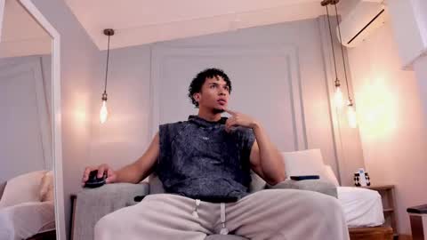 Snapshot of dominick_star chatting on September 19, 4:47 am Dominick Star online show from September 19, 4:47 am