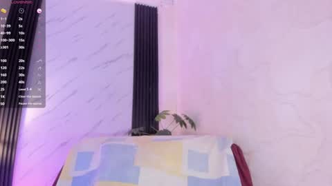 Dominicscott online show from July 18, 2:21 pm