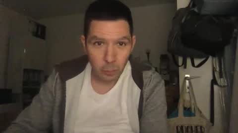 Snapshot of dominik_home chatting on October 21, 7:25 pm dominik_home online show from October 21, 7:25 pm