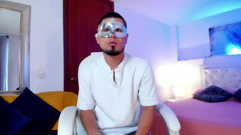 Dominik online show from June 1, 6:42 pm