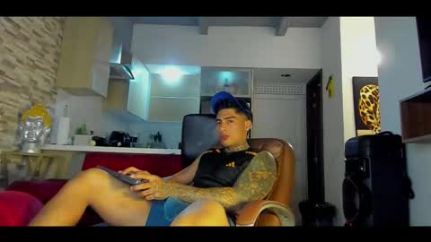 Only fans Ronnie col---InstaRonniecolleman  online show from October 15, 2:22 am