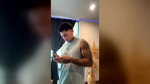 Snapshot of dominiofit chatting on July 25, 12:03 pm Only fans Ronnie col---InstaRonniecolleman online show from July 25, 12:03 pm