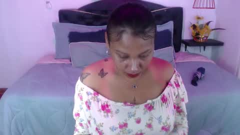  D O M I N K  online show from September 11, 8:20 pm