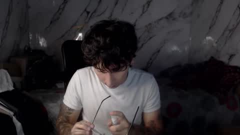 Snapshot of dominus_kane chatting on April 4, 2:32 am dominus_kane online show from April 4, 2:32 am