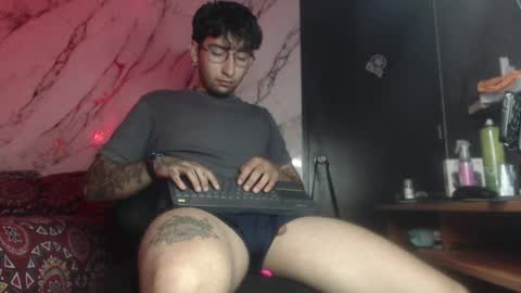 dominus_kane online show from May 23, 3:34 am