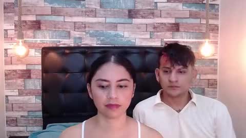 Snapshot of dona_and_carl2 chatting on December 5, 12:03 pm DONA Y CARL online show from December 5, 12:03 pm