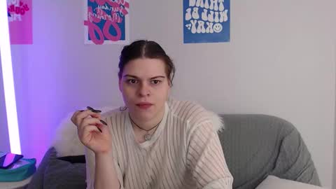 Snapshot of dona_mafia chatting on December 17, 11:22 pm dona_mafia online show from December 17, 11:22 pm