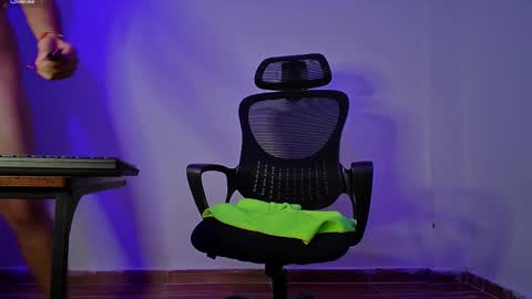 Donat Independent Model online show from February 7, 4:56 pm