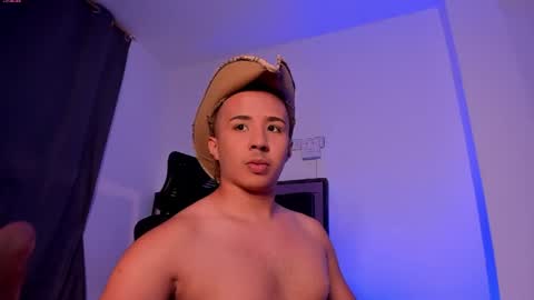 Donat Independent Model online show from April 24, 4:48 am