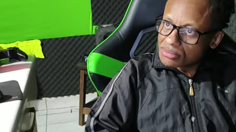 dondiego5511 online show from July 3, 2:29 am