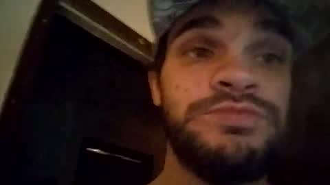 Snapshot of donglish718856 chatting on December 2, 9:03 am donglish718856 online show from December 2, 9:03 am