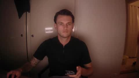 Papi online show from September 12, 7:14 pm