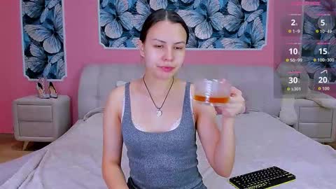Donna Won online show from October 19, 3:34 pm