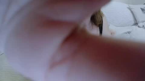 Erica online show from February 18, 5:10 pm