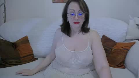 Erica online show from April 10, 11:59 am