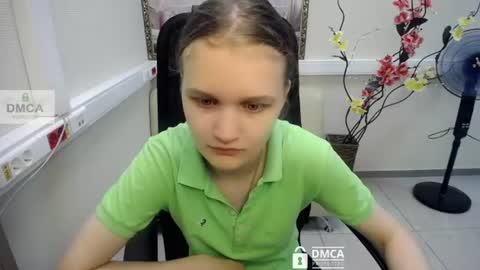 Sia online show from July 21, 10:39 am
