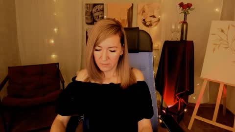 Donna online show from December 16, 2:33 pm