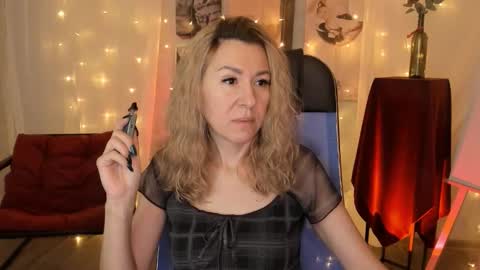 Donna online show from February 5, 6:56 pm