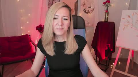 Donna online show from March 12, 7:20 pm