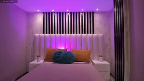 Snapshot of donnastonne chatting on March 6, 2:41 am Donna Stonne online show from March 6, 2:41 am