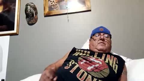 donniewolff66176493 online show from November 12, 12:00 am