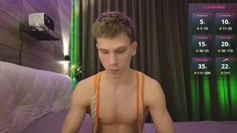 Snapshot of donnikon chatting on February 9, 7:30 pm Nikon online show from February 9, 7:30 pm