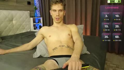 Nikon online show from November 22, 8:19 pm