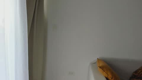 Donatella online show from March 11, 12:17 pm