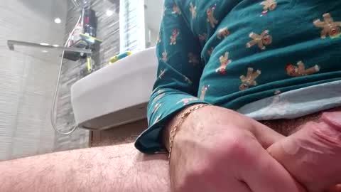 Snapshot of donnykebab chatting on December 11, 12:23 am donnykebab online show from December 11, 12:23 am