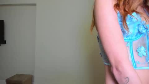 Snapshot of donteatcats_ chatting on December 22, 1:41 pm Sam online show from December 22, 1:41 pm