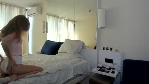 Sam online show from March 13, 1:18 pm