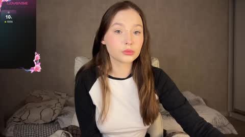 Stacy online show from February 22, 7:47 pm