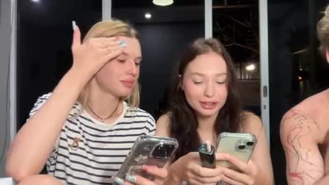 Stacy online show from February 24, 9:24 pm