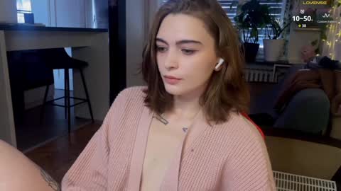 Alice online show from January 4, 9:00 am