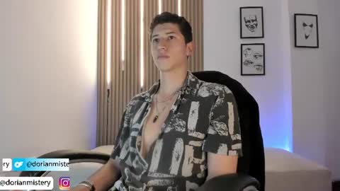 dorian_mystery online show from June 9, 11:05 pm