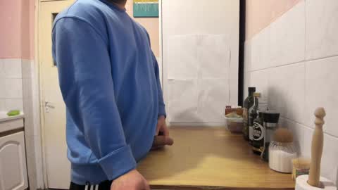 Snapshot of doriancretu95 chatting on January 17, 1:56 pm menu below online show from January 17, 1:56 pm