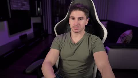 Snapshot of dorianreyes chatting on January 21, 5:05 am Dorian Reyes online show from January 21, 5:05 am