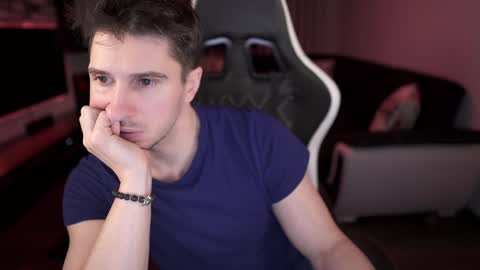 Dorian Reyes online show from January 23, 4:41 am