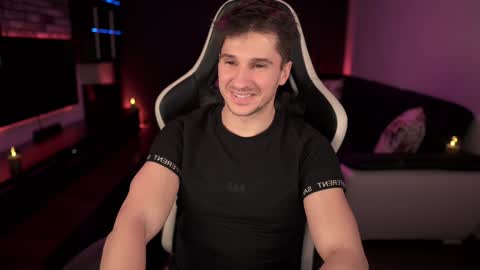 Snapshot of dorianreyes chatting on January 24, 3:32 am Dorian Reyes online show from January 24, 3:32 am