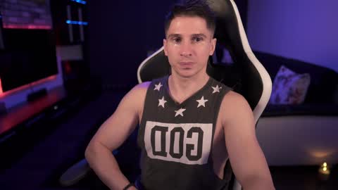 Snapshot of dorianreyes chatting on January 26, 3:27 am Dorian Reyes online show from January 26, 3:27 am