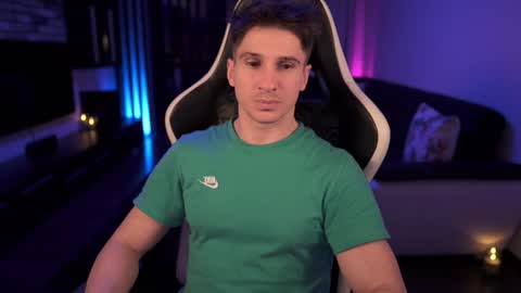 Snapshot of dorianreyes chatting on January 29, 9:28 pm Dorian Reyes online show from January 29, 9:28 pm