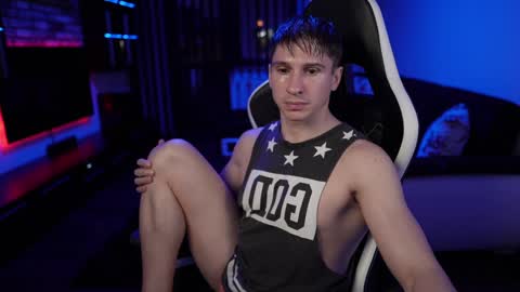 Snapshot of dorianreyes chatting on February 9, 3:32 am Dorian Reyes online show from February 9, 3:32 am