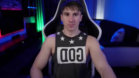 Snapshot of dorianreyes chatting on February 9, 10:43 pm Dorian Reyes online show from February 9, 10:43 pm