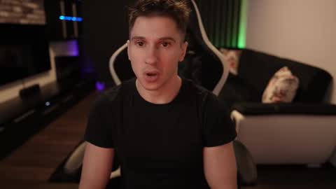 Snapshot of dorianreyes chatting on February 16, 9:16 pm Dorian Reyes online show from February 16, 9:16 pm