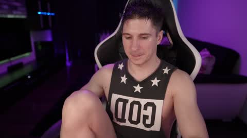 Snapshot of dorianreyes chatting on February 26, 1:21 am Dorian Reyes online show from February 26, 1:21 am