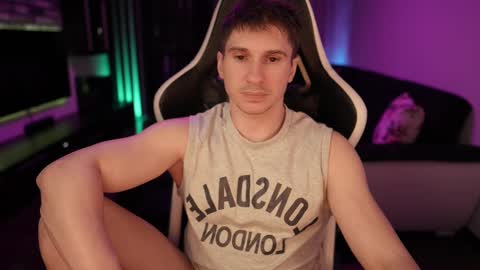 Snapshot of dorianreyes chatting on March 1, 1:11 am Dorian Reyes online show from March 1, 1:11 am